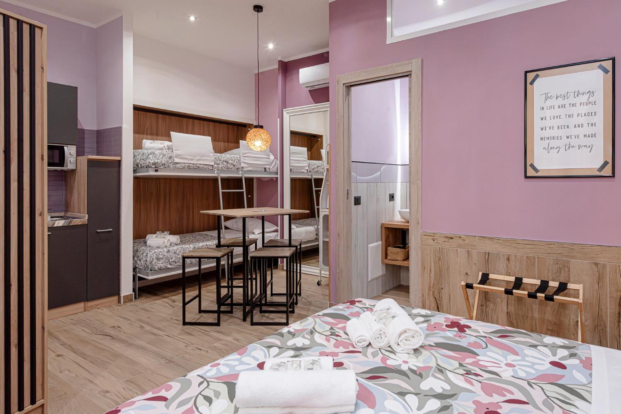 Alis Laura Guest House - 150M From Piazza Bologna Metro And 10 Minutes From The Colosseum Værelse billede